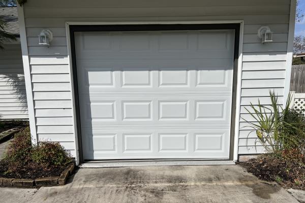 CHI model 2250 garage doors installed installed by ABS Garage Doors in Palm Coast, Florida
