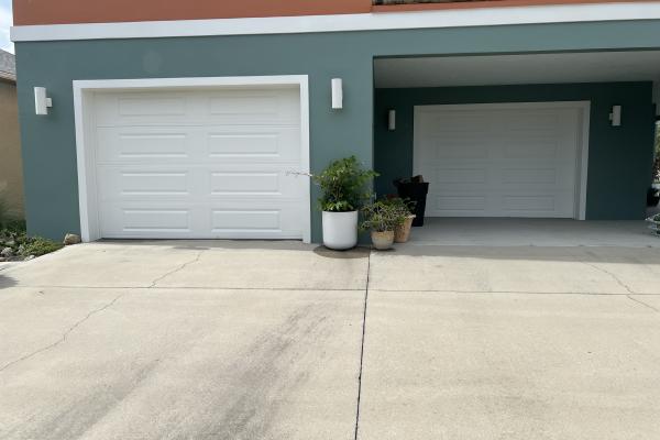 CHI model 4250 installed by ABS Garage Doors in Palm Coast, Florida