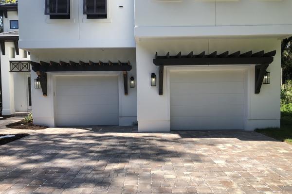Homeowner wanted a garage door that would blend into the look of the home without standing out. This garage door with flush design was exactly what they were looking for. 