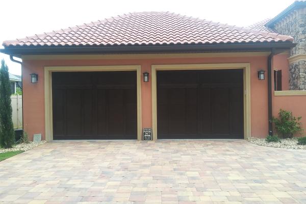 Sandwich Steel Carriage House Overlay