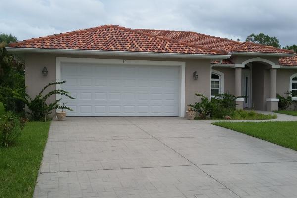 Raised Short Panel Garage Door