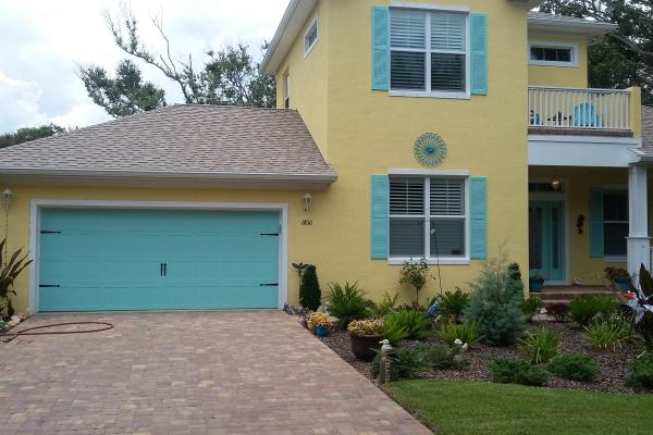 Carriage Stamp Garage Door with Decorative Hardware