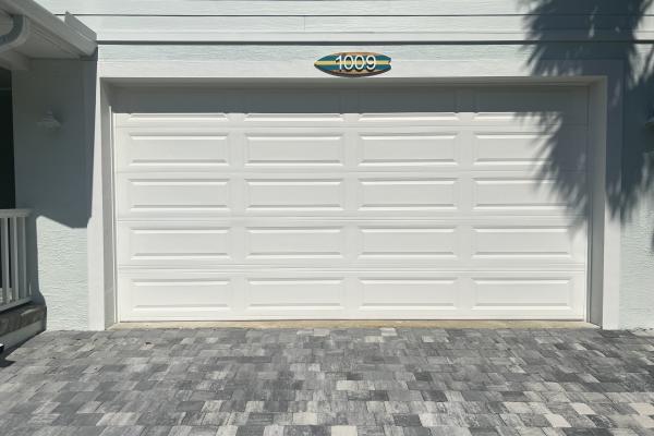 C.H.I. model 4250 garage door installed by ABS Garage Doors in Flagler Beach, Florida