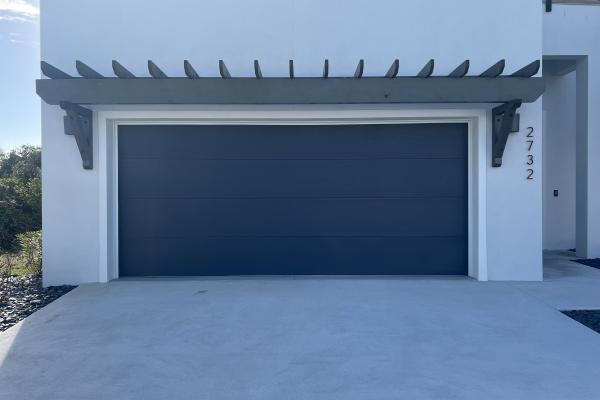 CHI Model 2150 Garage Door installed by ABS Garage Doors in Flagler Beach, Florida.