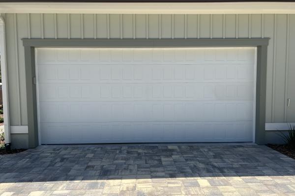 C.H.I. 2550 Garage Door installed by ABS Garage Doors in Palm Coast, Florida.